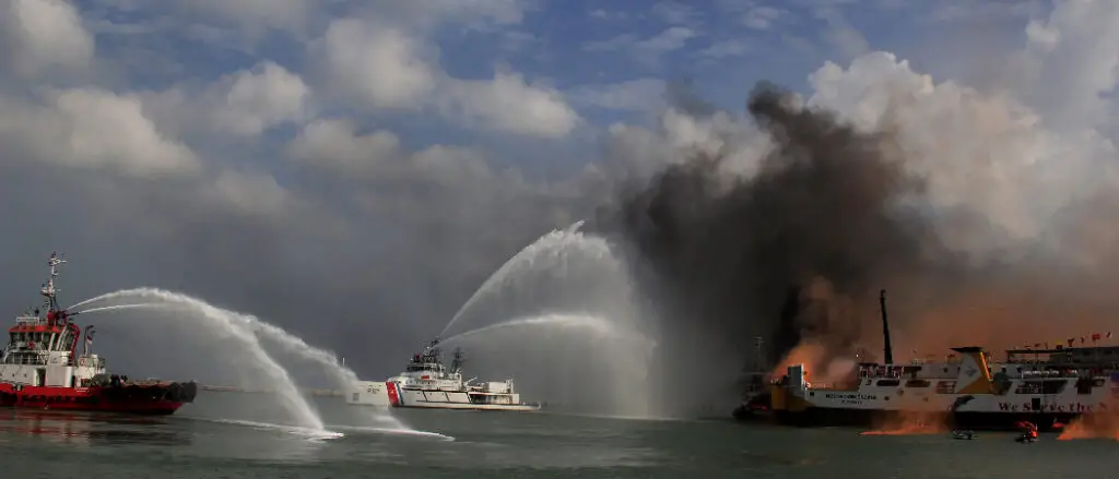 What is a requirement for fire extinguishers on a boat