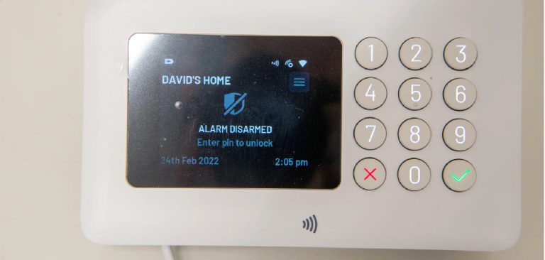 How to Turn Off Green Light on Vivint Panel | 3 Easy Methods