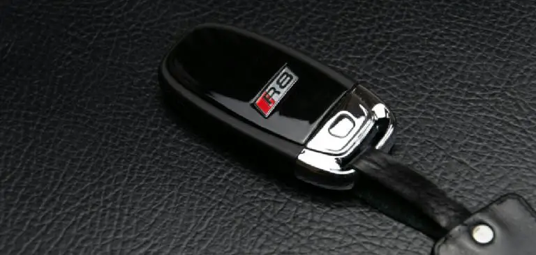 How to Open a Nissan Key Fob
