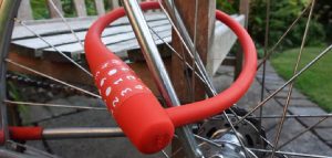 How to Lock Bike to Rack | 8 Easy Steps (2025)