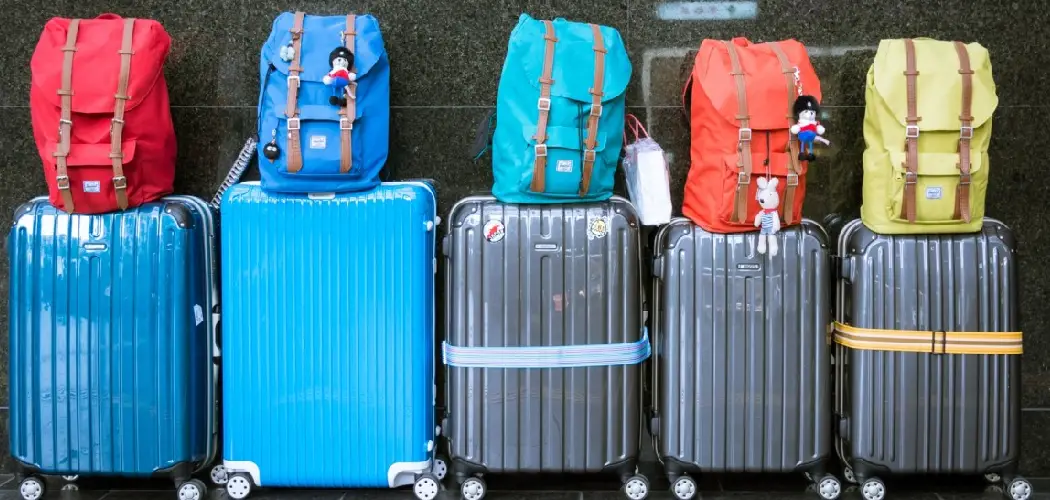 How to Lock Luggage