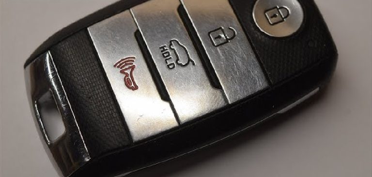 How to Replace Battery in Kia Key Fob