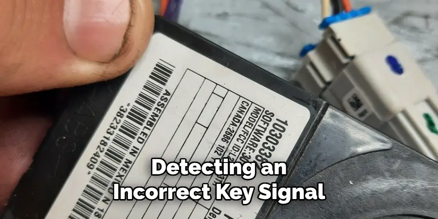 Detecting an Incorrect Key Signal
